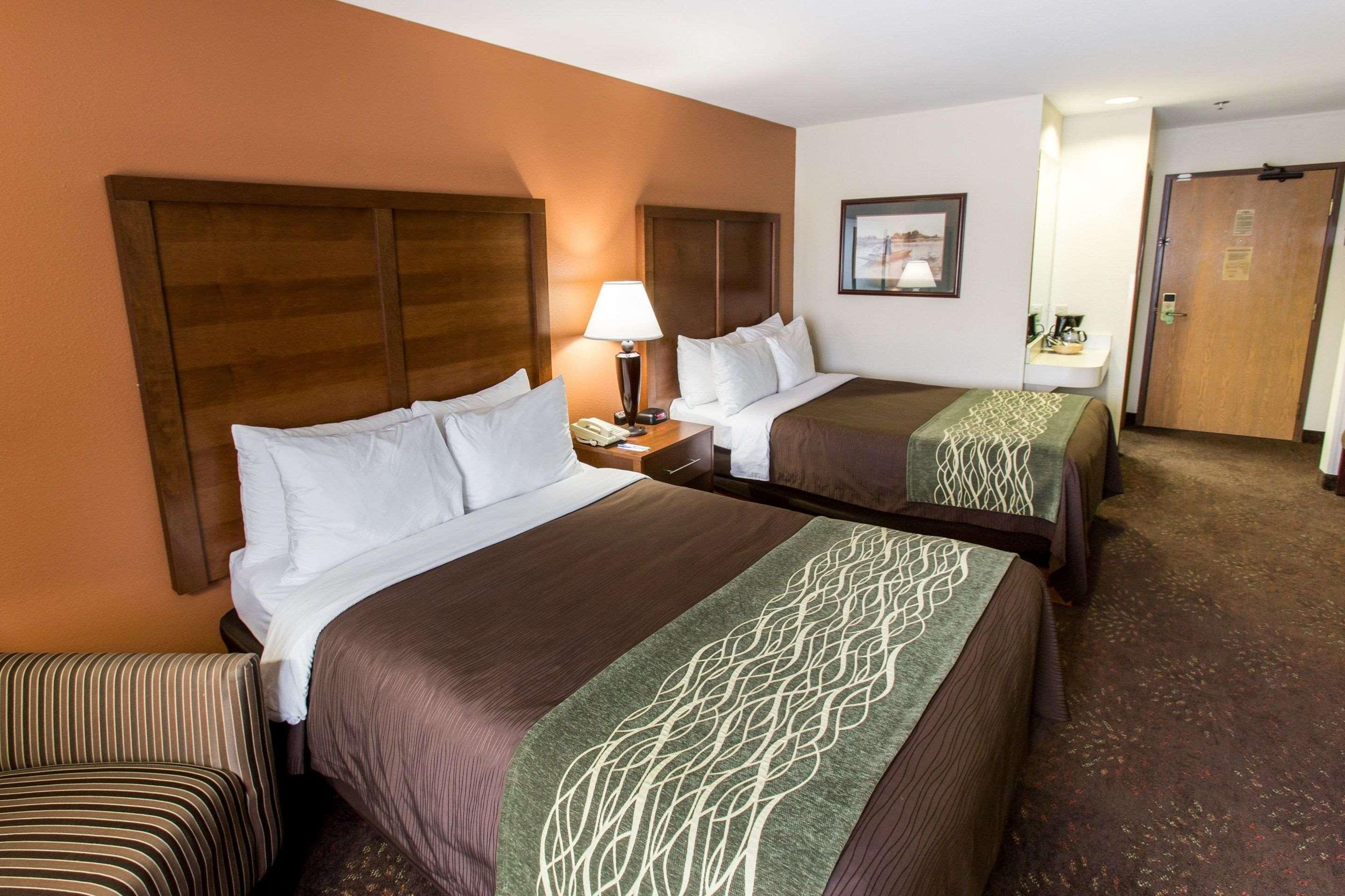 Comfort Inn Okemos - East Lansing Exterior photo